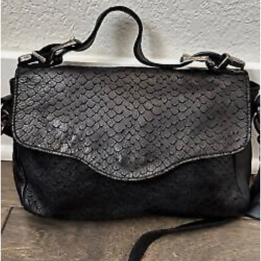 Giorgia Milani Black Leather Textured Reptile Made In Italy Satchel Crossbody